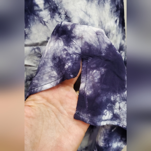 COTTON ON BLUE/PURPLE TIE DYE HIGH NECK FLOWY TANK TOP - Picture 6 of 9